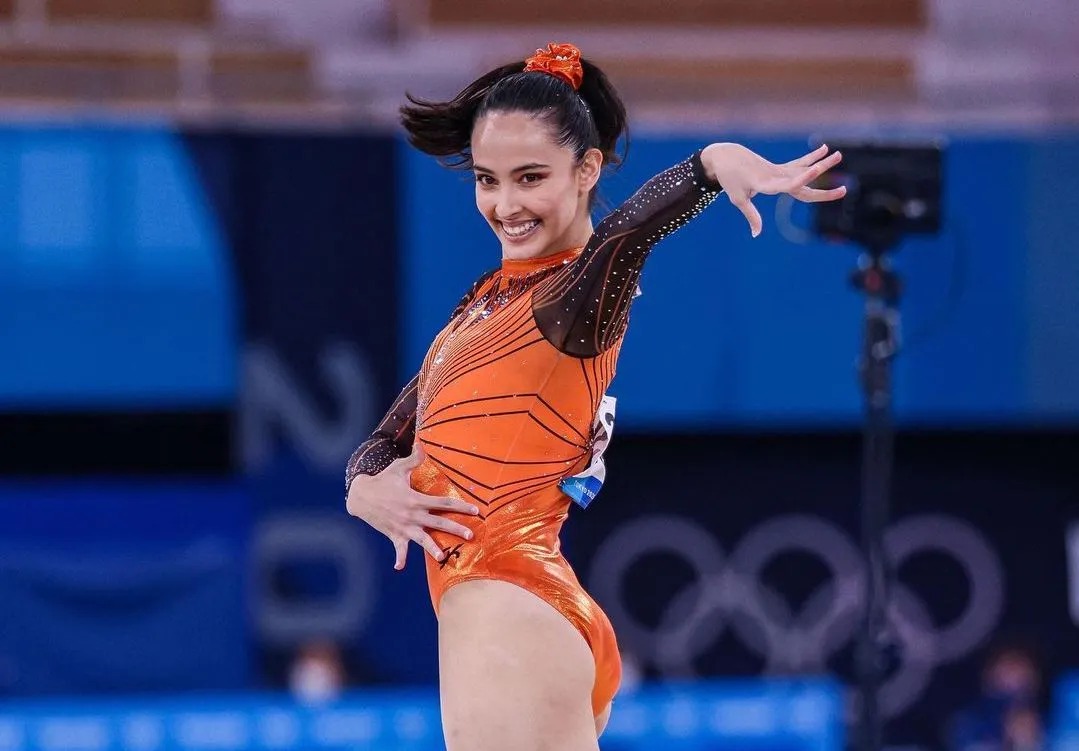 武汉三镇首战0-1负蓉城，新援表现不佳，唯有两人闪耀！