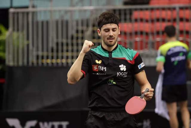 赛场上全力 赛场上全力